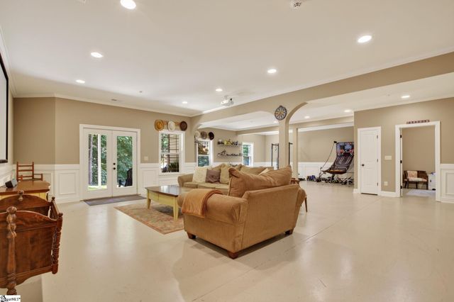 221 Foxhound Road, Simpsonville, SC 29680