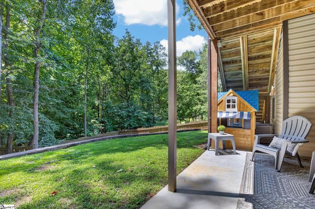 221 Foxhound Road, Simpsonville, SC 29680
