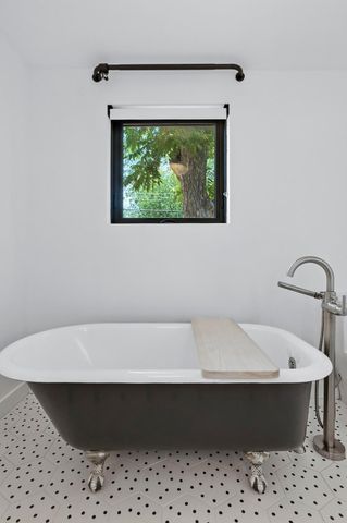 5207 Avenue F, Austin, TX 78751