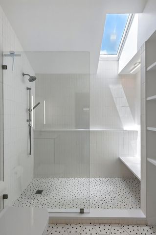 5207 Avenue F, Austin, TX 78751