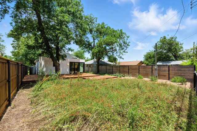 5207 Avenue F, Austin, TX 78751