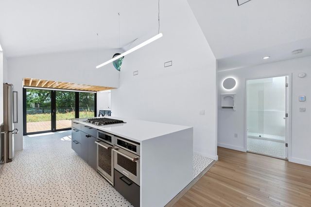 5207 Avenue F, Austin, TX 78751