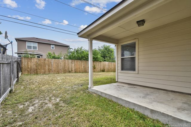 10374 Oakwood Crest, San Antonio, TX 78245
