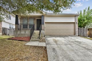 10374 Oakwood Crest, San Antonio, TX 78245