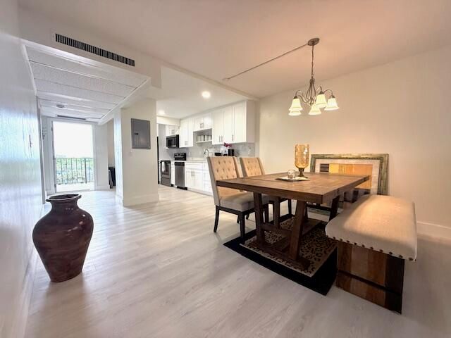 4 Royal Palm Way, Boca Raton, FL 33432