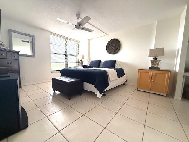 4 Royal Palm Way, Boca Raton, FL 33432