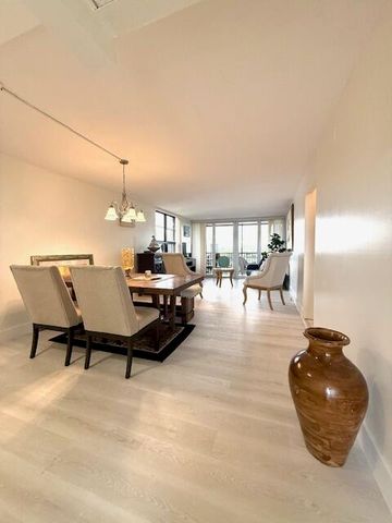 4 Royal Palm Way, Boca Raton, FL 33432