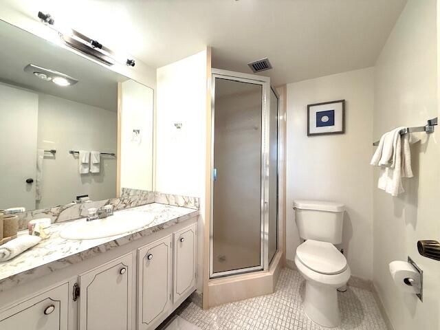 4 Royal Palm Way, Boca Raton, FL 33432