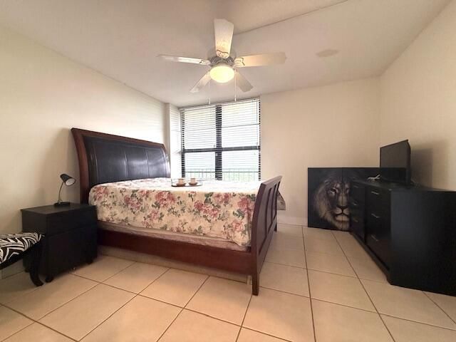 4 Royal Palm Way, Boca Raton, FL 33432