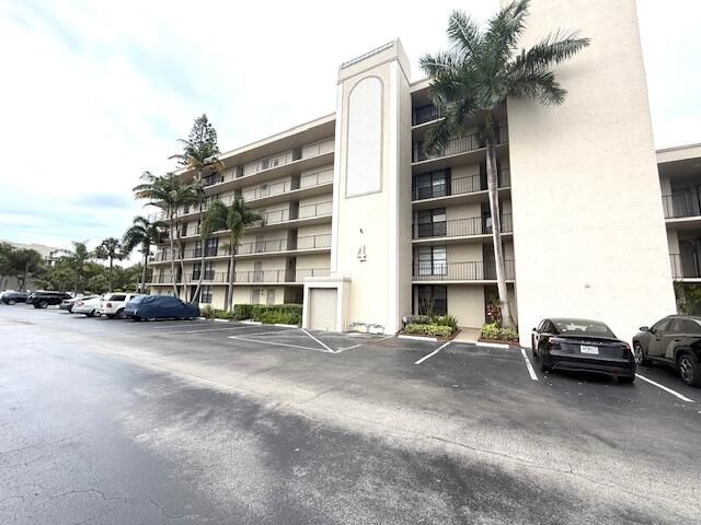 4 Royal Palm Way, Boca Raton, FL 33432