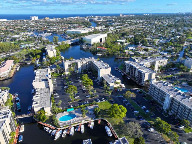 4 Royal Palm Way, Boca Raton, FL 33432