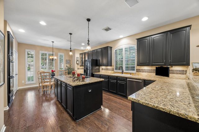 16211 Harvest Summer Court, Pasadena, TX 77059
