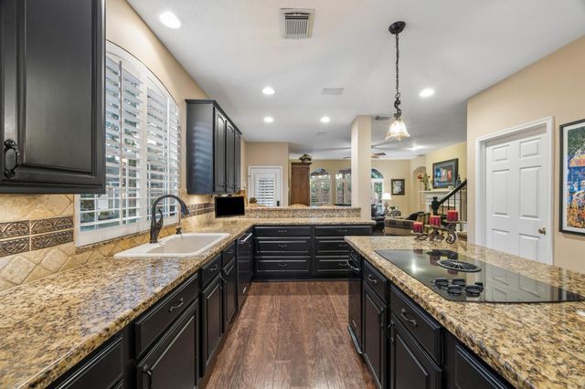 16211 Harvest Summer Court, Pasadena, TX 77059