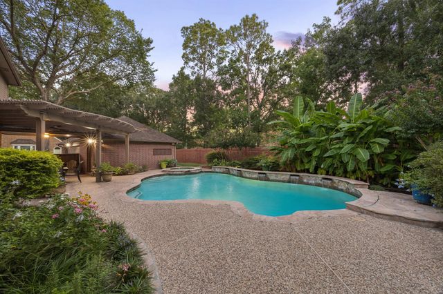 16211 Harvest Summer Court, Pasadena, TX 77059