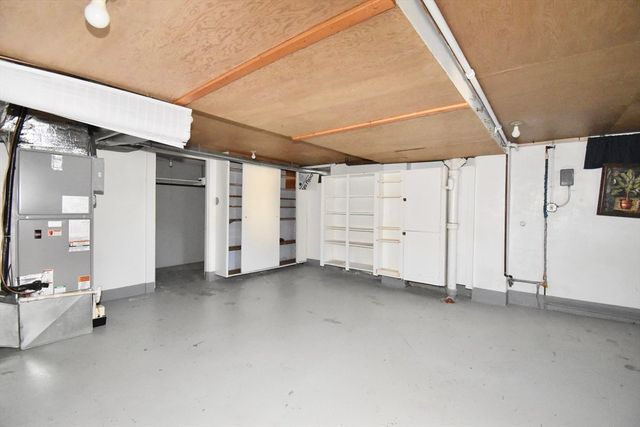 541 Grattan, Chicopee, MA 01020