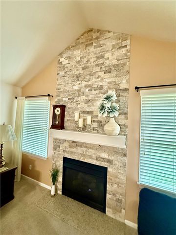 194 Woodhawk Ln, Franklin Twp, PA 16001