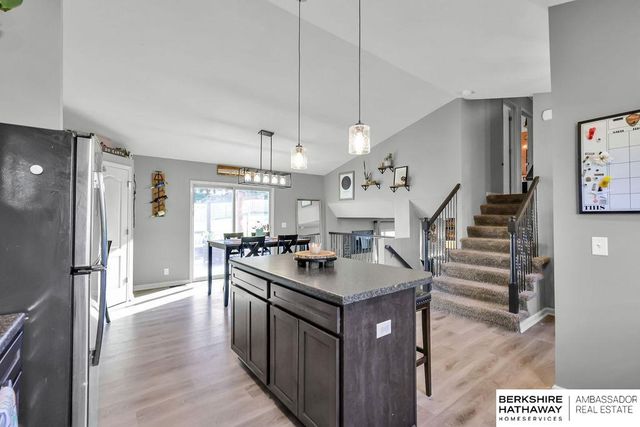 7510 N 143rd Avenue Circle, Omaha, NE 68142
