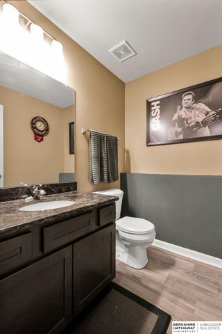 7510 N 143rd Avenue Circle, Omaha, NE 68142