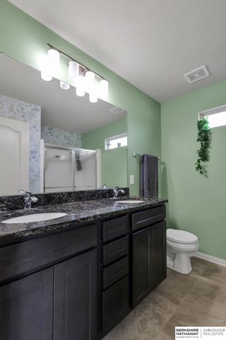 7510 N 143rd Avenue Circle, Omaha, NE 68142