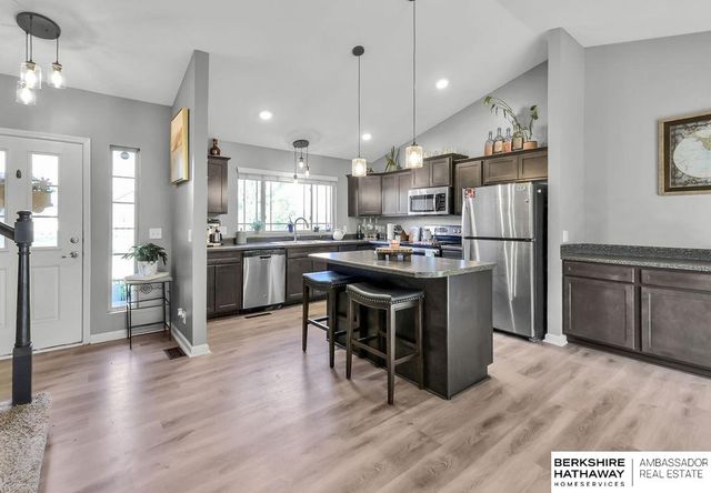 7510 N 143rd Avenue Circle, Omaha, NE 68142