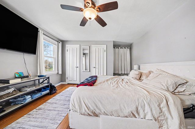 1614 Cedar Street, South Bend, IN 46617