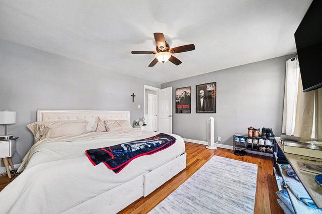 1614 Cedar Street, South Bend, IN 46617