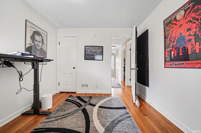 1614 Cedar Street, South Bend, IN 46617