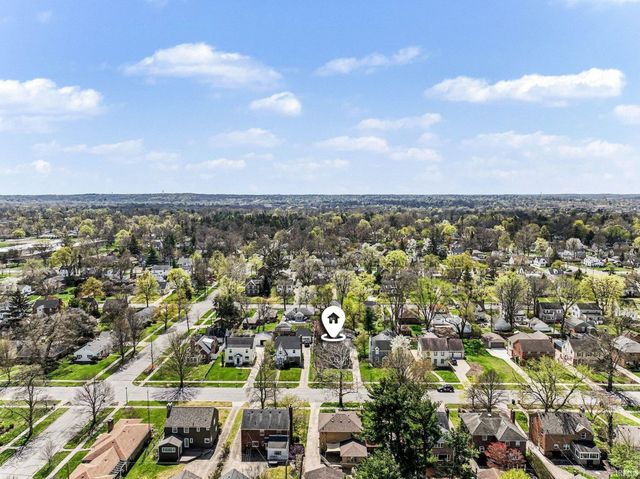 1614 Cedar Street, South Bend, IN 46617