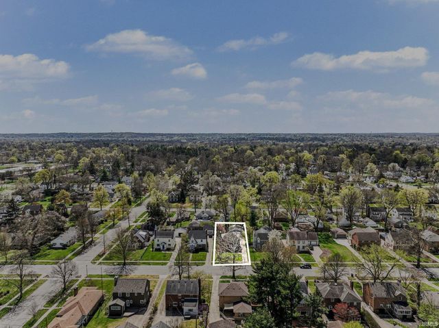 1614 Cedar Street, South Bend, IN 46617