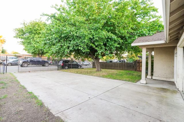 3919 Huron St, Sacramento, CA 95838