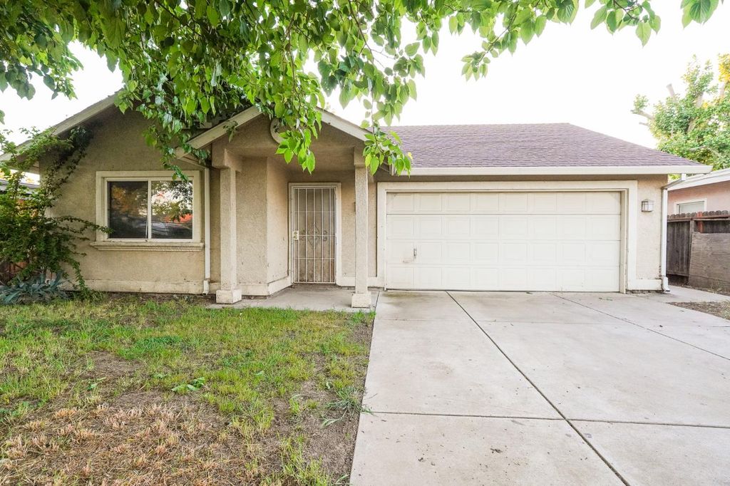 3919 Huron St, Sacramento, CA 95838