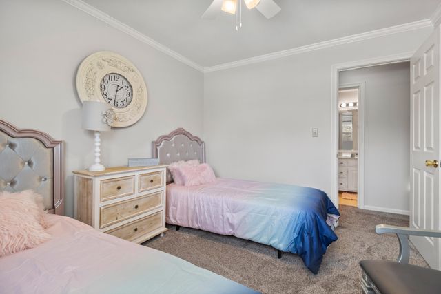 1901 Mallard Drive, London, KY 40741