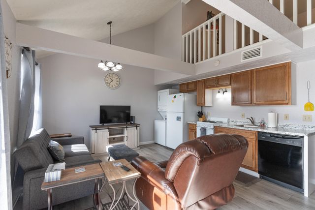 4 Memory Lane 5, Branson, MO 65616