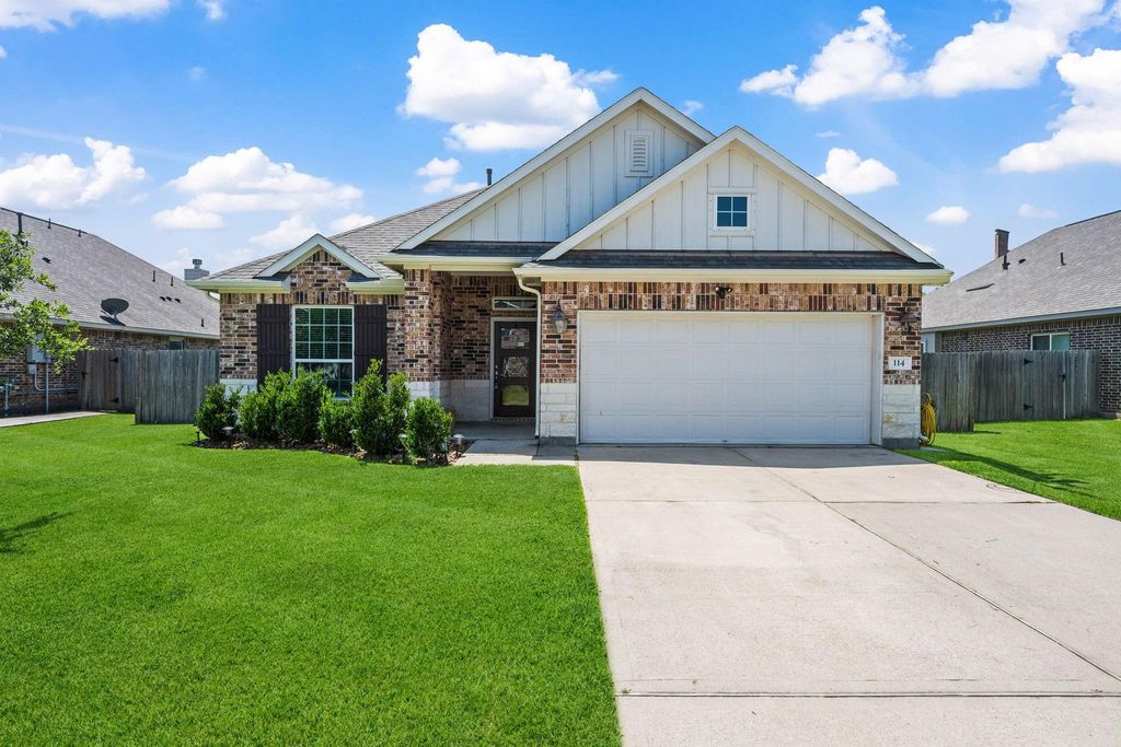 114 San Jacinto Drive, Baytown, TX 77523