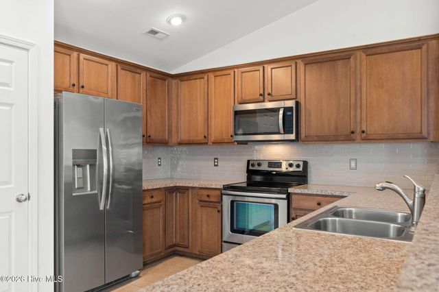 2107 Jarvis Lane NW, Calabash, NC 28467