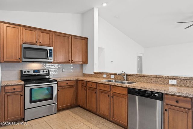 2107 Jarvis Lane NW, Calabash, NC 28467