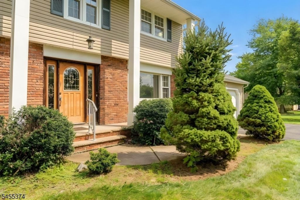 490 South Woods Rd, Hillsborough Twp., NJ 08844 — photo 3