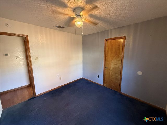 202 Spur Drive, Copperas Cove, TX 76522