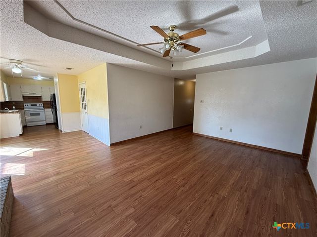 202 Spur Drive, Copperas Cove, TX 76522