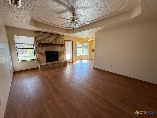 202 Spur Drive, Copperas Cove, TX 76522