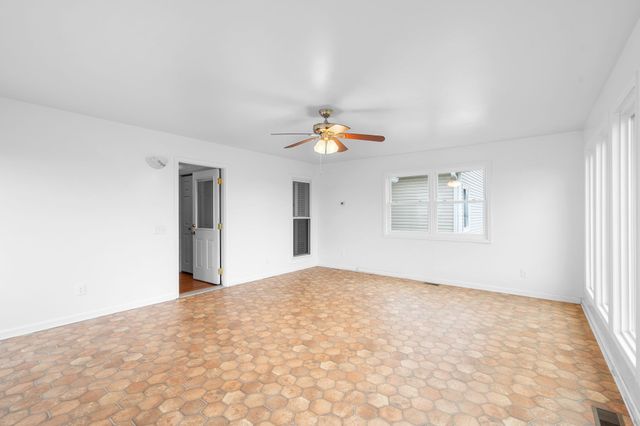 7289 Woodfin Rd, Christiana, TN 37037