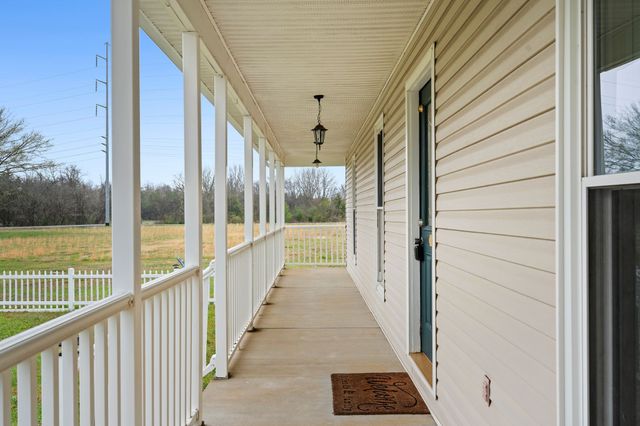 7289 Woodfin Rd, Christiana, TN 37037