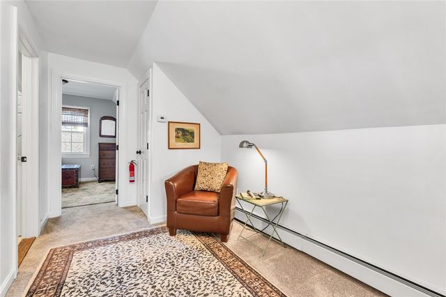 82 Princes Hill Avenue, Barrington, RI 02806