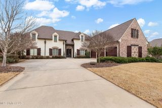 106 Chicot Cove, Ridgeland, MS 39157