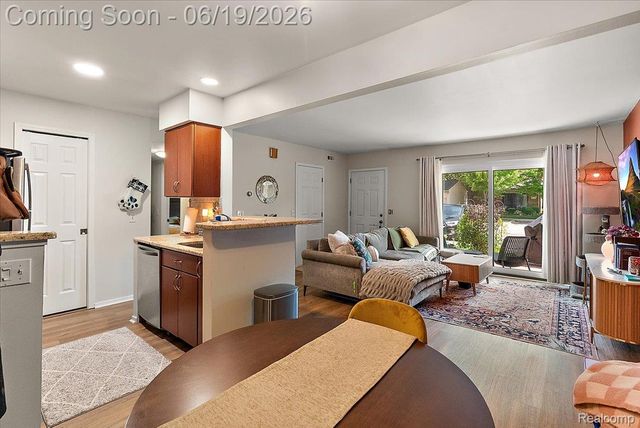 399 Spring Brooke Drive, Brighton, MI 48116