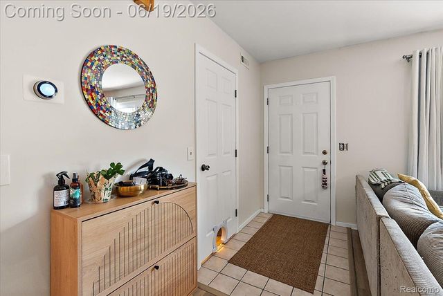 399 Spring Brooke Drive, Brighton, MI 48116