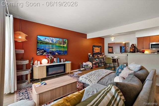 399 Spring Brooke Drive, Brighton, MI 48116