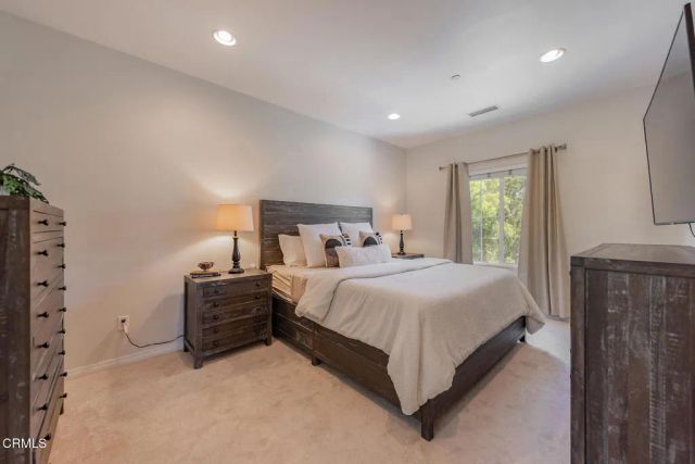 735 Garonne Street, Oxnard, CA 93036