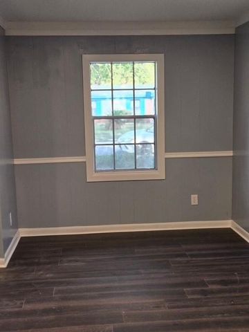 233 Grant Circle, Mobile, AL 36610