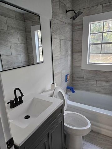 233 Grant Circle, Mobile, AL 36610